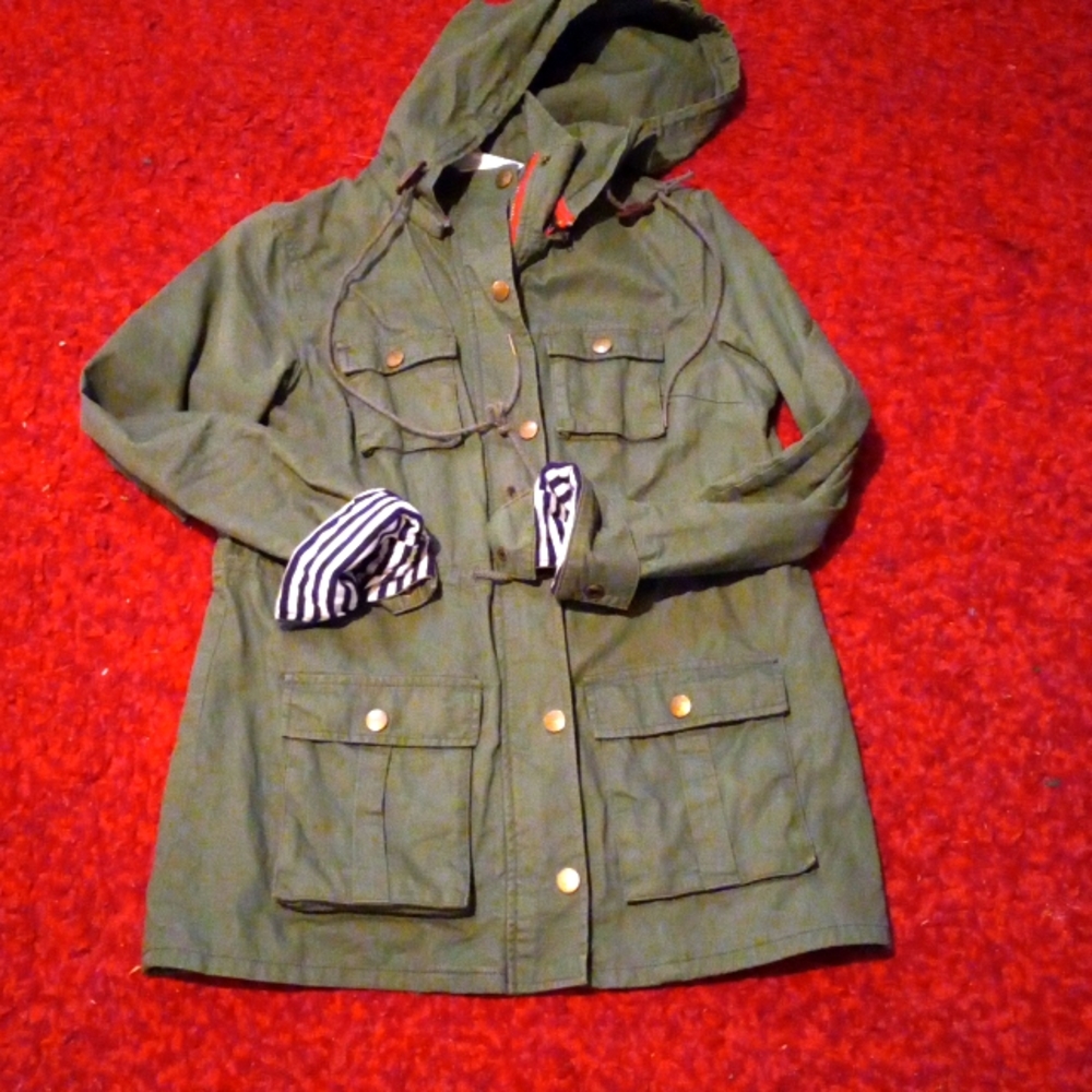 41 Hawthorn women jacket